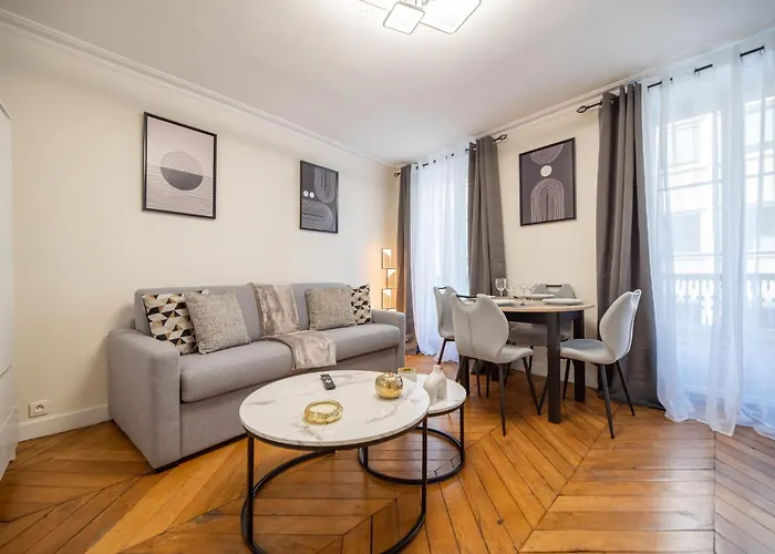 아파트 Cia - Rue Du Colisee, Near Champs Elysees *